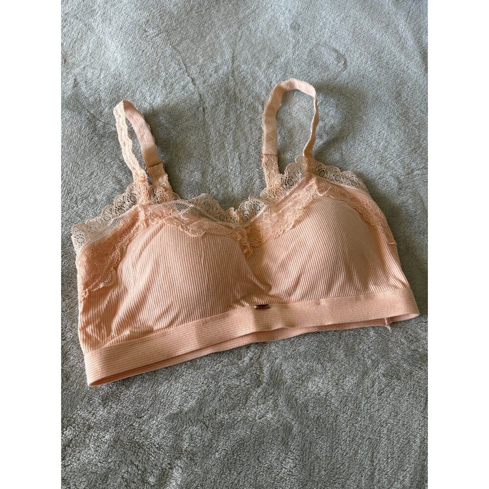 Bralette bra adjustable straps pink rose gold lacy padding athletic breathable